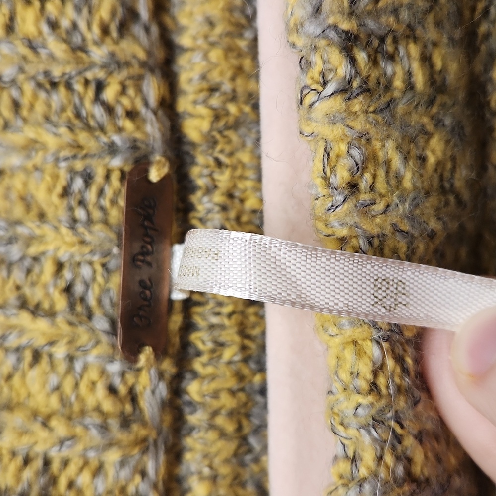 EUC Free People Size XS Gold Yellow and Grey Cropped Sweater - Picture 6 of 8